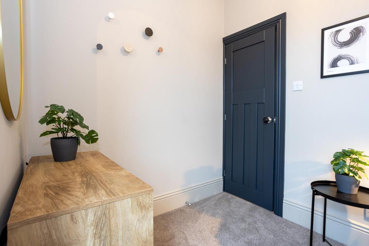 Stunning Scandi 3 Bed House In Manchester-Parking别墅 外观 照片