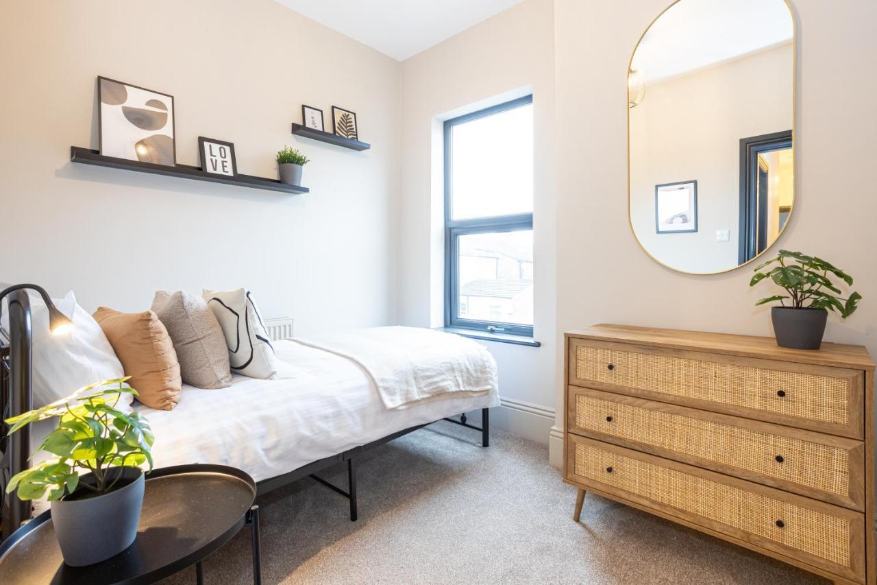 Stunning Scandi 3 Bed House In Manchester-Parking别墅 外观 照片